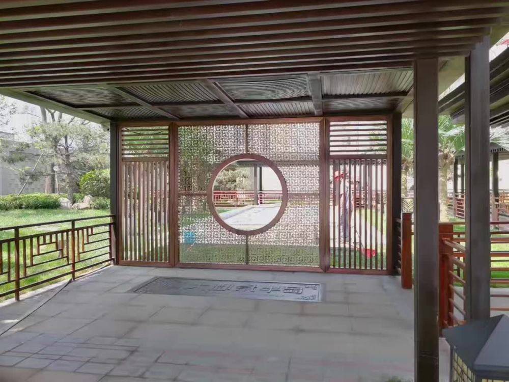 不锈钢屏风图